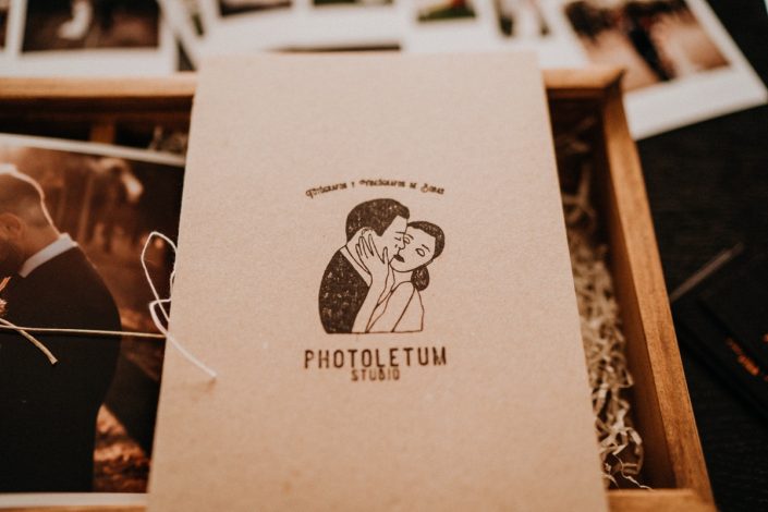 Packaging trabajo fotografía y vídeo de bodas en Toledo, fotógrafo y videógrafo de bodas en Toledo, Madrid y España Photoletum Studio