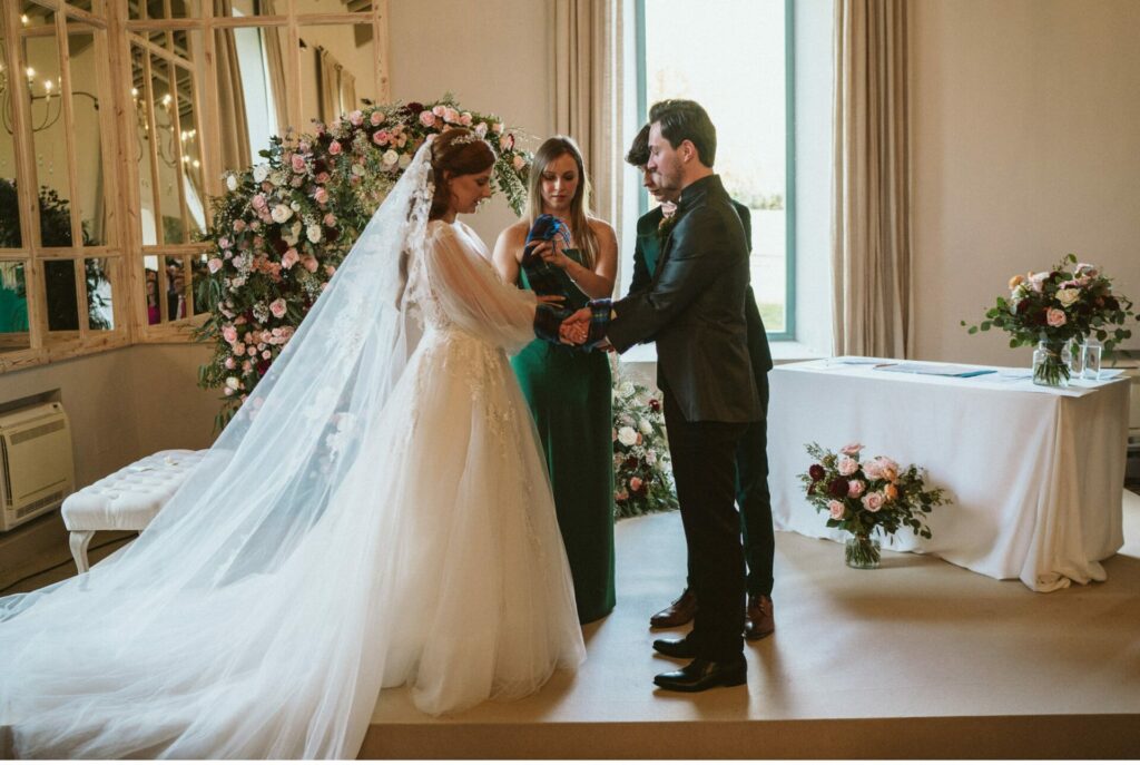 Foto vídeo boda Finca Las Margas ceremonia civil novios